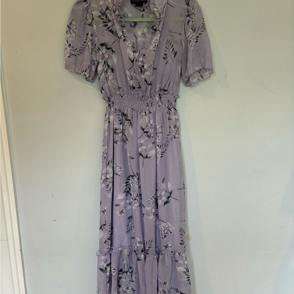 Elegant Purple Floral Maxi Dress - Picture 1 of 8